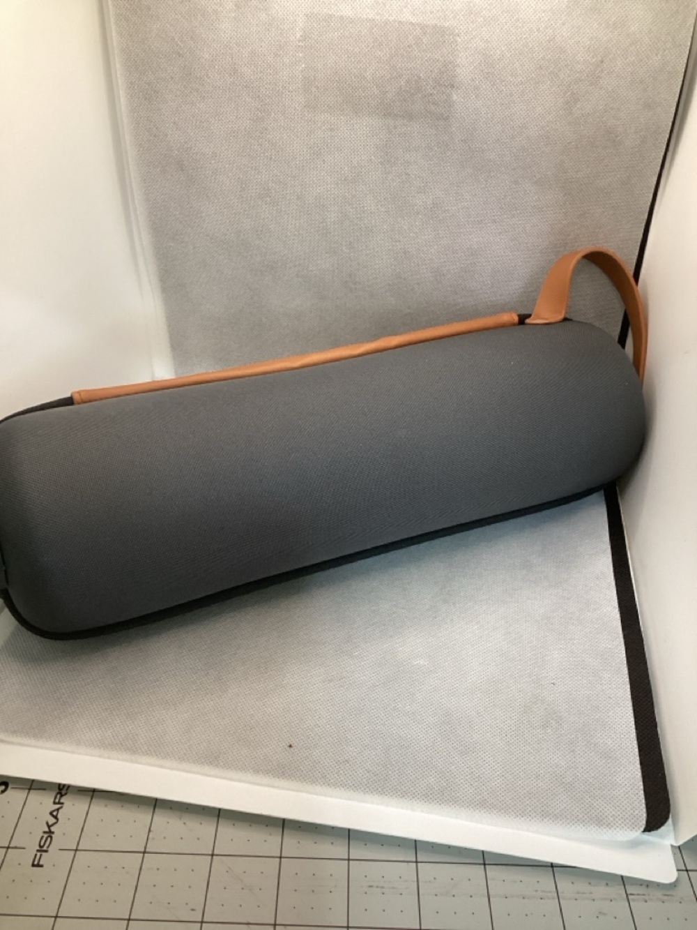 Rabbit Wine Bottle Carry Case Gray w/ Tan Strap Insulated Travel Carrier